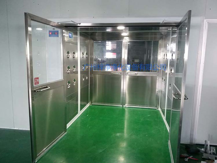 貨淋室又稱為貨淋通道，貨淋設(shè)備，貨物風淋室